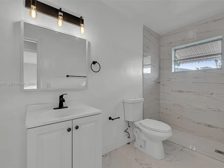 2641 NW 44th Ave — Photo 10