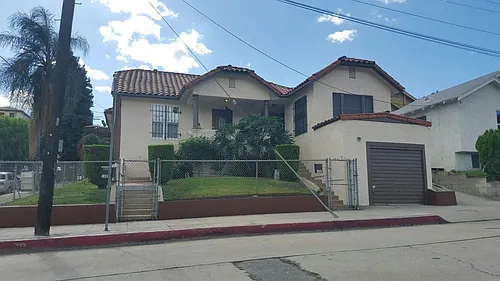 1400 Allison Ave Photo 1