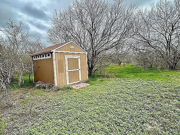 5th image of 3756 Elm Dr