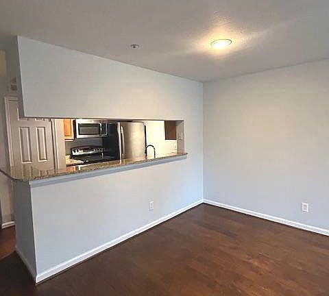 4th image of 3311 Wyndham Cir APT 2198