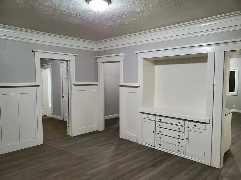 3024 E Illinois Ave — Photo 3
