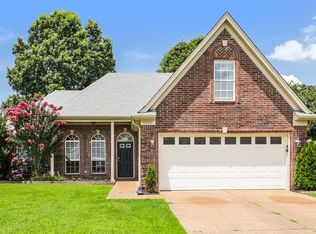 2458 Kindlewood Dr, Southaven, MS 38672