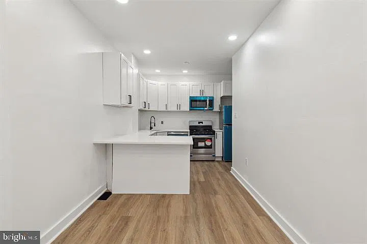 2 bed, 1.0 bath, 2289 sqft, $1,600 — Photo 4