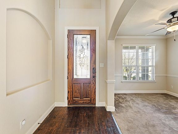 4th image of 15209 Mount Evans Dr