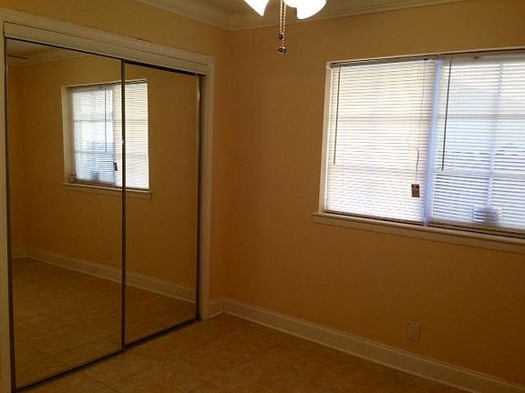 5th image of 13119 Dwyer Blvd