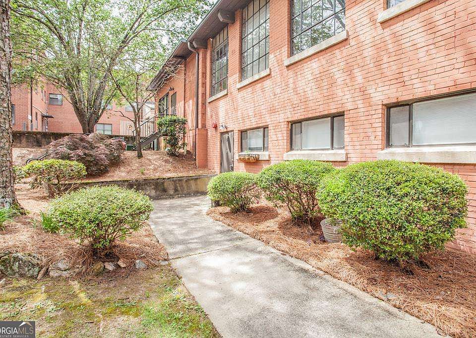 1st image of 301 Bradley St APT C4