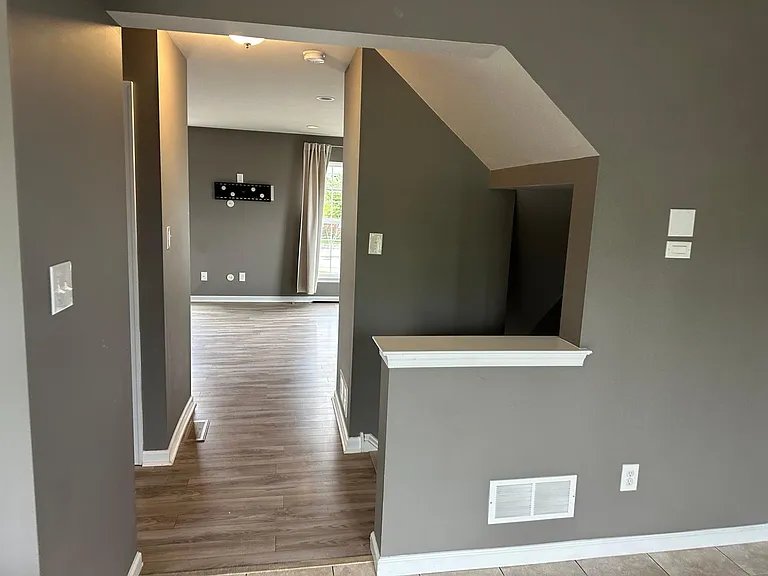 204 Highland Ave — Photo 5