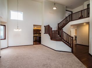 5205 NE 8th Pl, Renton, WA 98059