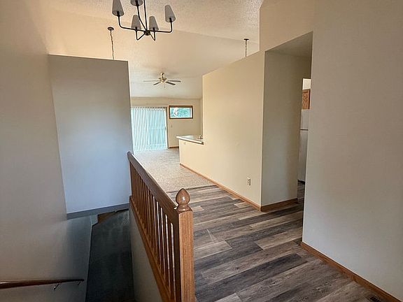 3rd image of 2002 Wilson St #3