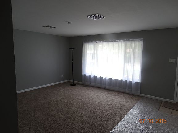 4th image of 822 Mary Jo Ln