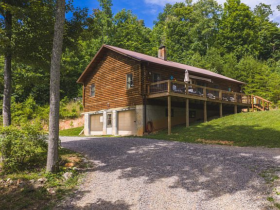 3rd image of 2733 Rackum Rd