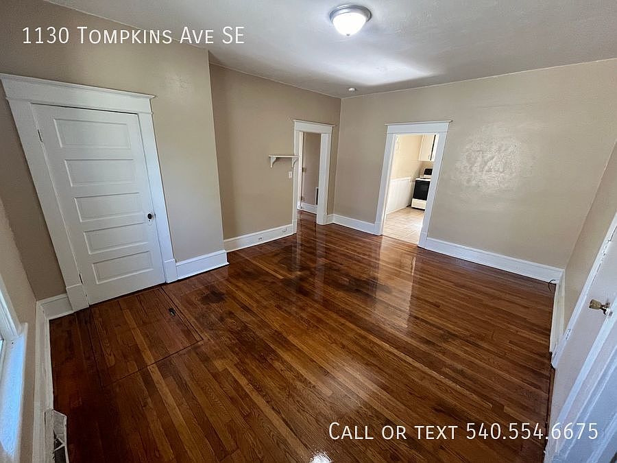 1st image of 1130 Tompkins Ave SE