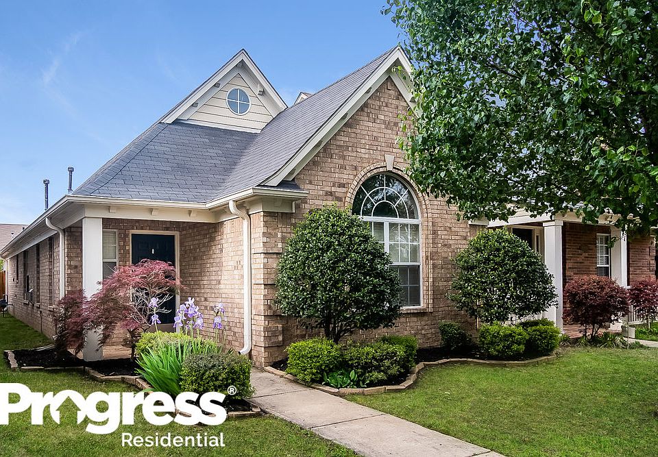1st image of 8588 Shady Elm Dr