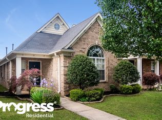 8588 Shady Elm Dr, Cordova, TN 38018