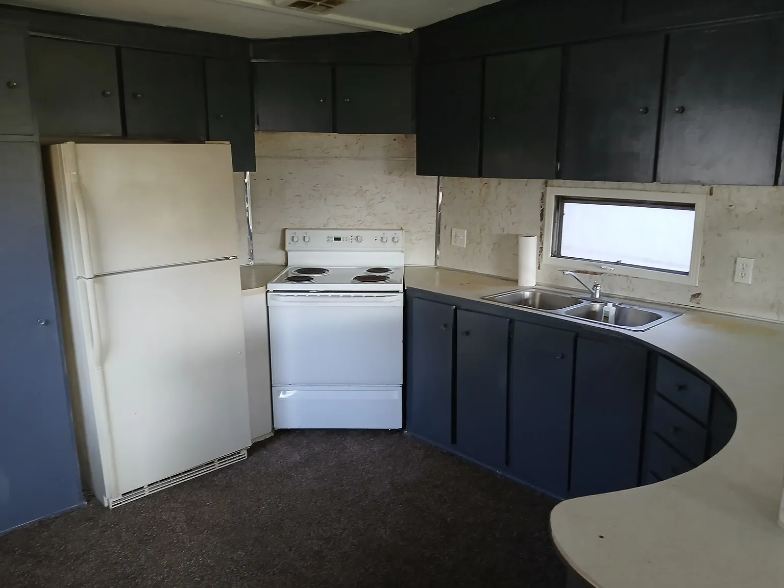 2 bed, 650 sqft, $950 — Photo 1