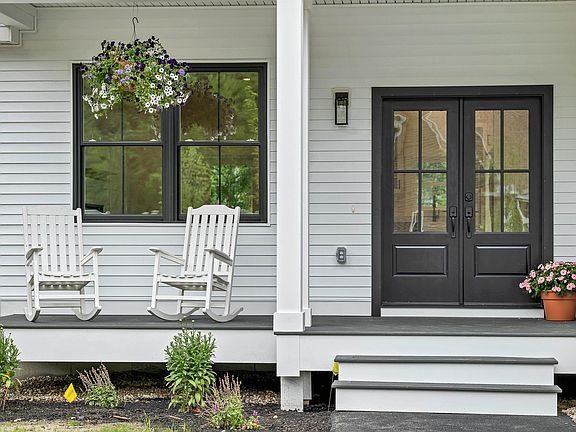 2nd image of 291B Sterling Drive
