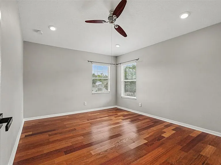 4249 Old Waverly Ct — Photo 20