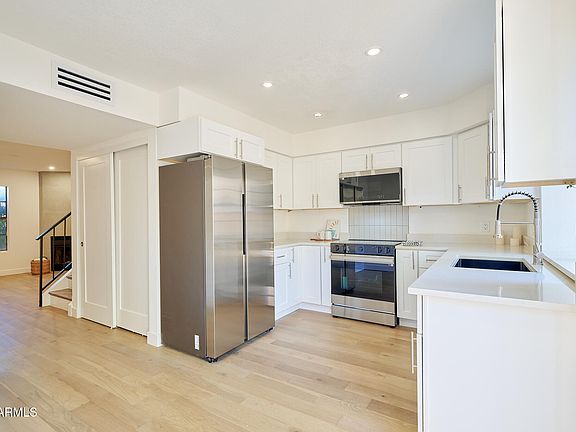 4th image of 4901 E Kelton Lane #1224