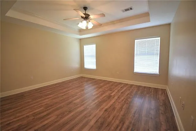 3419 Cove Ct — Photo 9