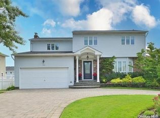 236 Biltmore Blvd, Massapequa, NY 11758