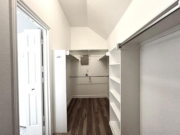 5th image of 6816 Forest Hills Dr