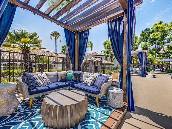 Renovated Pool Desk Lounge at The Hills at Quail Run in Riverside, California