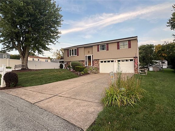 3rd image of 1795 Challen Ct