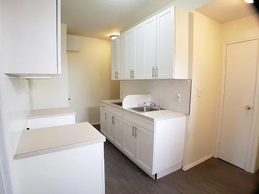 Rented by Compass | media 14