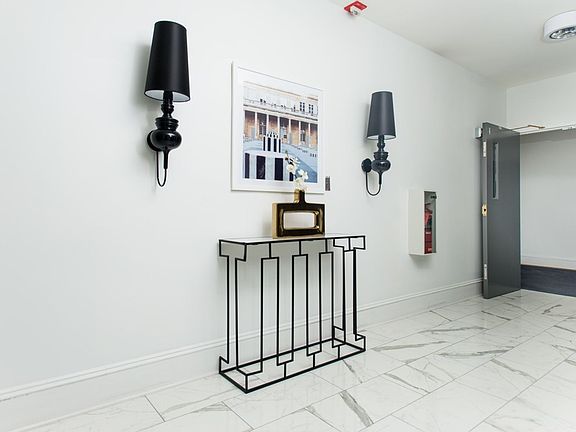 5th image of 306 W Franklin St APT 202