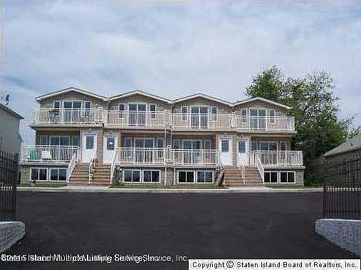 1st image of 469 Father Capodanno Blvd
