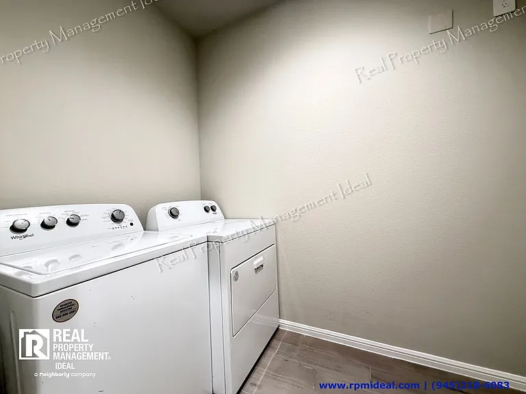 4808 Sparkling Ptwy — Photo 10