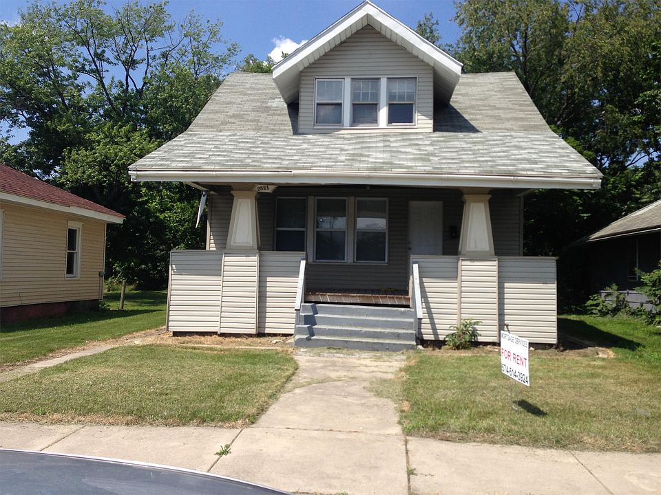 1st image of 2521 Kenwood Ave