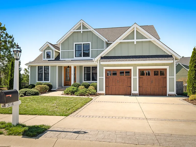 3718 Graythorne Dr — Photo 3