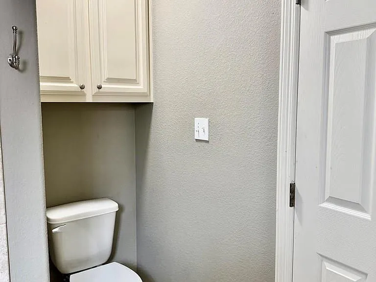 3310 Legacy Ln — Photo 20
