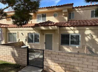 43463 30th St W UNIT 3, Lancaster, CA 93536