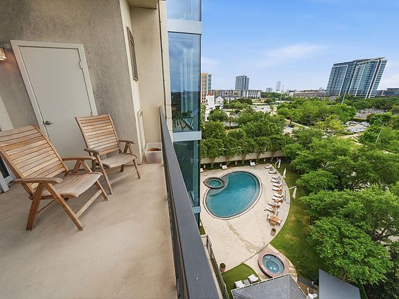 2nd image of 3333 Allen Pkwy Unit 709