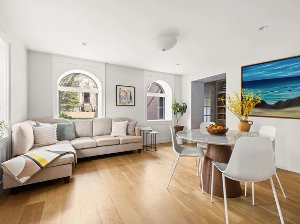 50 1st Pl APT 1, Brooklyn, NY 11231