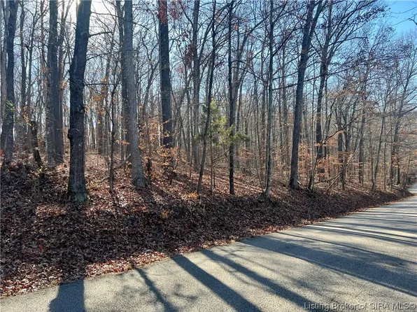 Lincoln Springs Road NW, Depauw, IN 47115