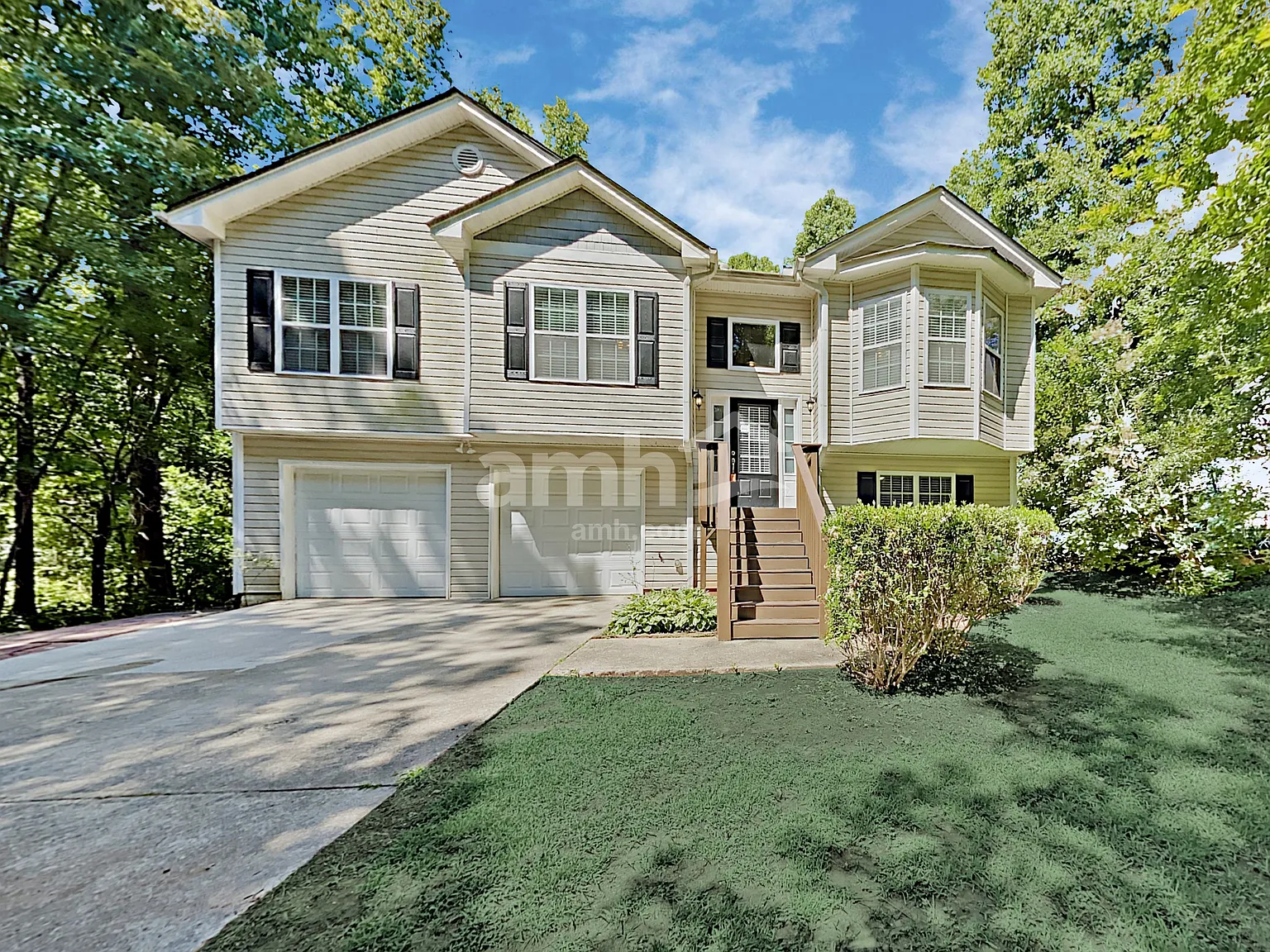 159 Elk Grove Dr photo 1