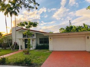 12421 Keystone Island Dr, North Miami, FL 33181