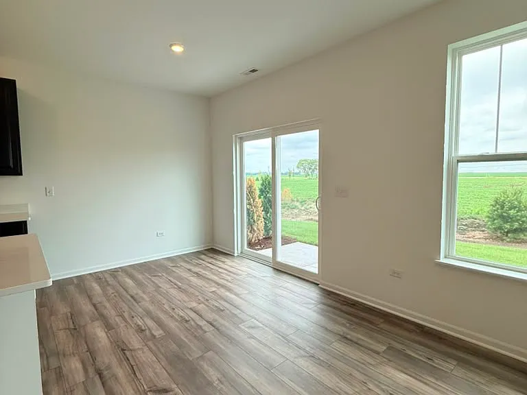 25706 W Wakefield Dr — Photo 6