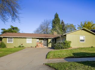 1460 Yucca St, Medford, OR 97504
