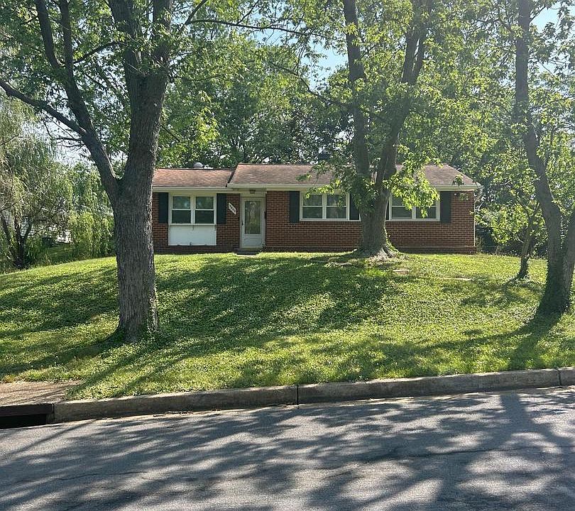 1st image of 5809 Larpin Ln