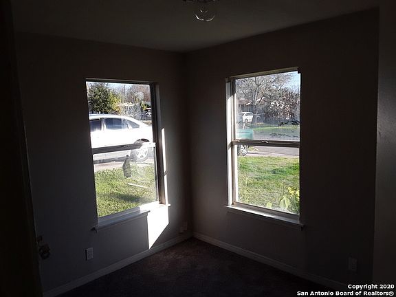 5th image of 6827 Tallahasse Dr