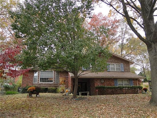 1st image of 6816 Wildwood Dr