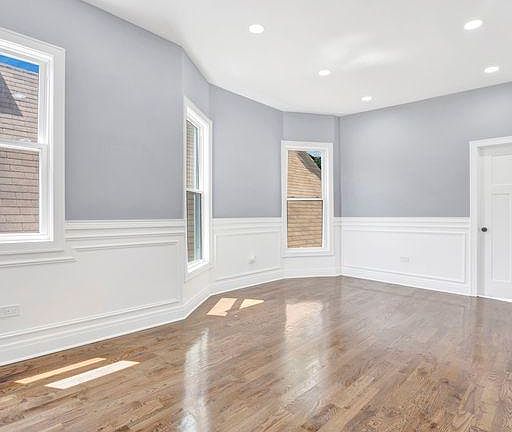 5th image of 1821 N Kedvale Ave #1