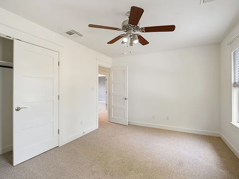 5608 Grover Ave — Photo 19