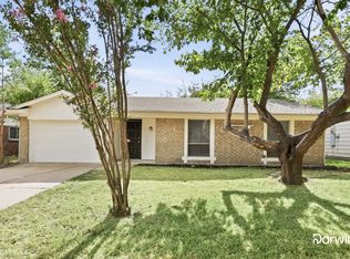 415 Southlake Dr, Forney, TX 75126