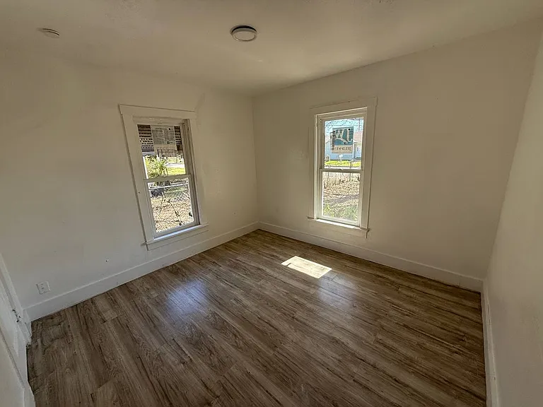 8112 Melrose Ct W #1 — Photo 11