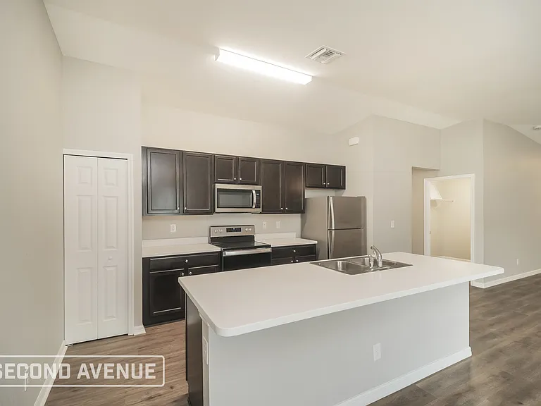 1150 NW 19th Pl — Photo 8